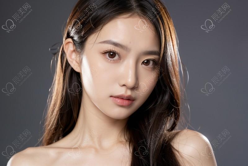 香水喷哪里？脉搏点延长留香